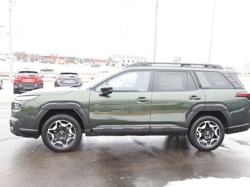 New 2026 Subaru Outback Touring image 8