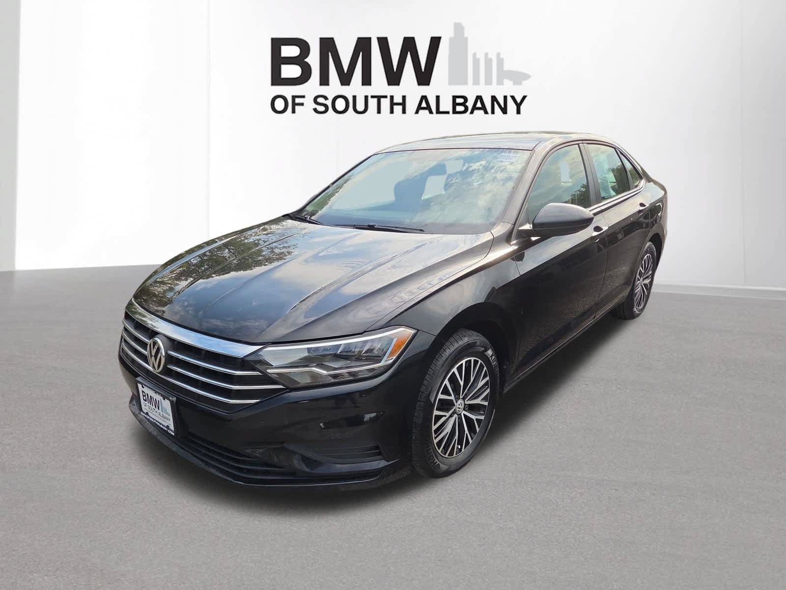 Used 2020 Volkswagen Jetta SE w/ SE Cold Weather Package FWD image 1