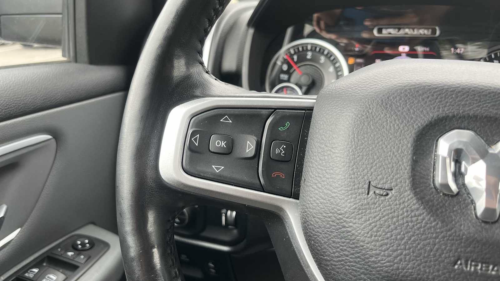 Used 2020 RAM 1500 Big Horn AWD/4WD image 33