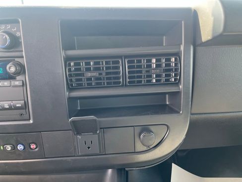 New 2026 Chevrolet Express 3500 Work Van w/ Power Convenience Package image 14