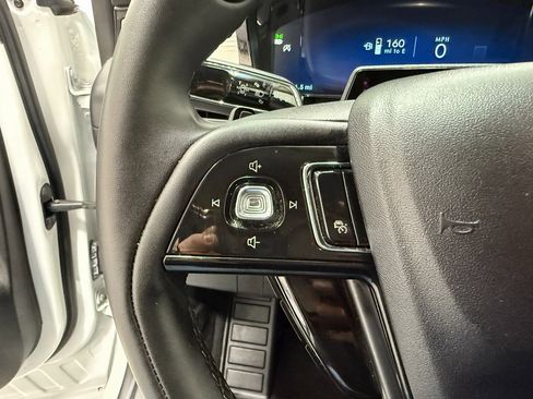 Used 2024 Lincoln Corsair AWD w/ Equipment Group 102A image 20