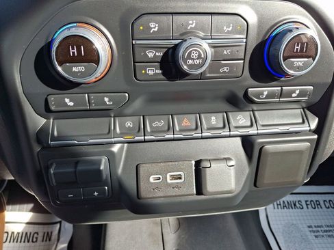 Used 2022 Chevrolet Silverado 1500 RST image 19