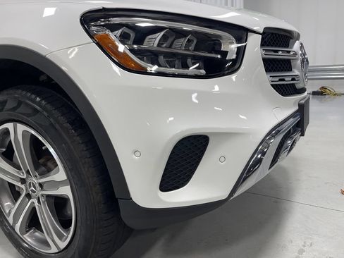Used 2022 Mercedes-Benz GLC 300 4MATIC image 11