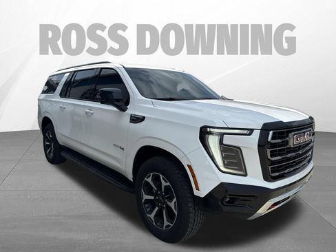 Used 2026 GMC Yukon XL AT4 AWD/4WD image 3