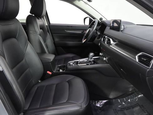 Used 2022 MAZDA CX-5 AWD 2.5 S w/ Premium Package image 16
