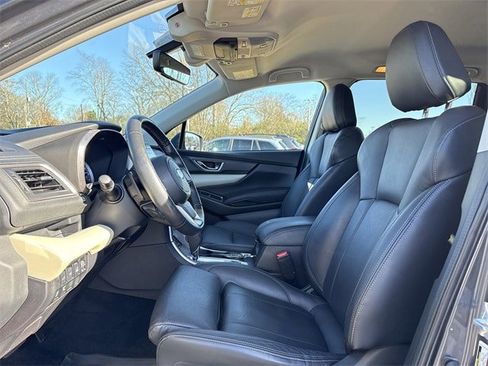 Used 2022 Subaru Ascent Limited image 11