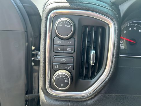 Used 2020 Chevrolet Silverado 1500 LT w/ All-Star Edition AWD/4WD image 13