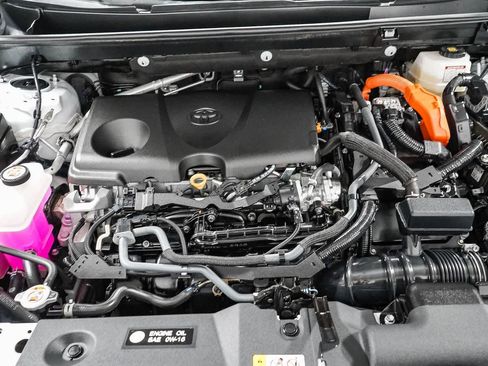 Used 2023 Toyota RAV4 XSE AWD/4WD image 28