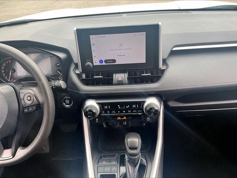 Used 2024 Toyota RAV4 XLE image 18