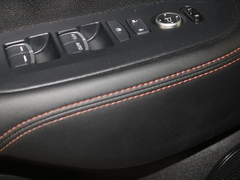 Used 2023 Honda HR-V Sport image 10