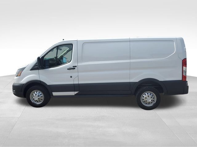 Used 2023 Ford Transit 250 Low Roof AWD image 7
