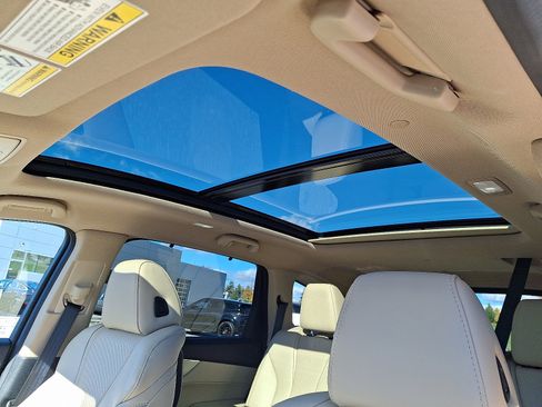 Used 2024 Acura MDX w/ Technology Package image 13