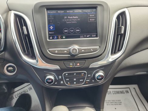 Used 2023 Chevrolet Equinox LT AWD/4WD image 14