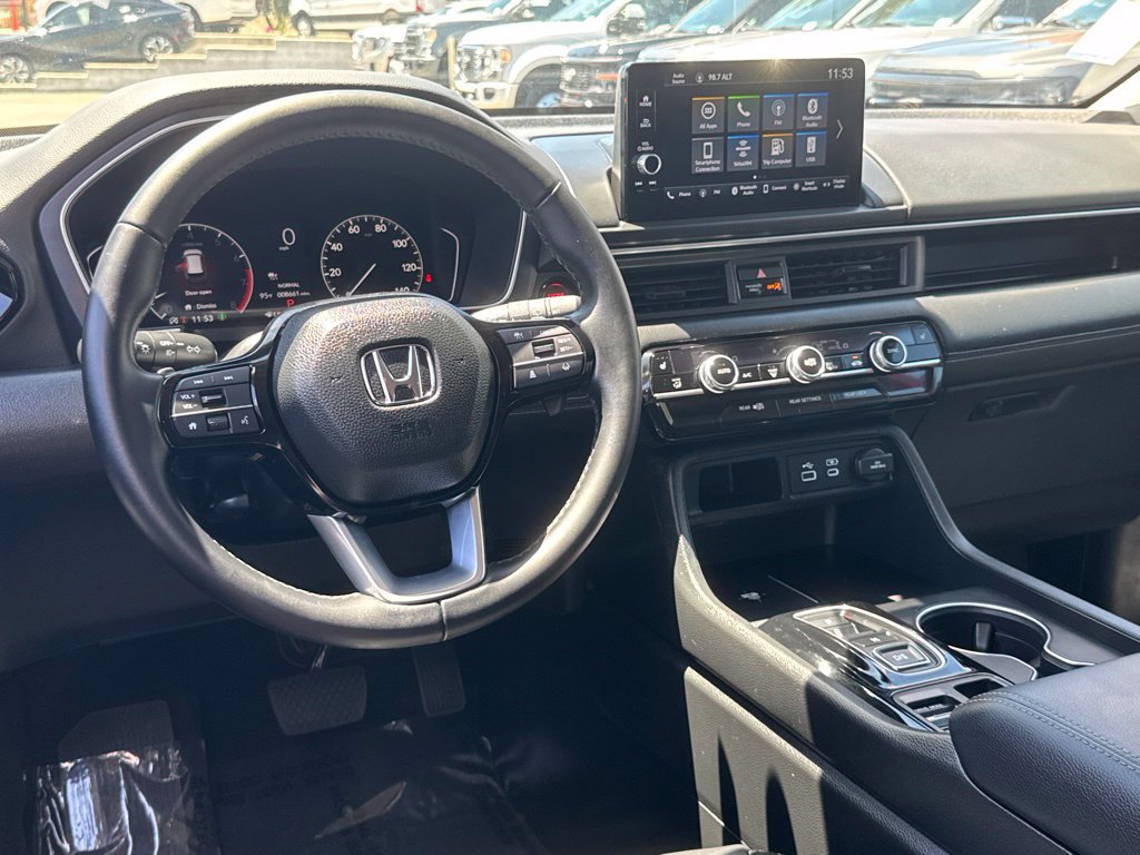Certified 2025 Honda Pilot EX-L image 33