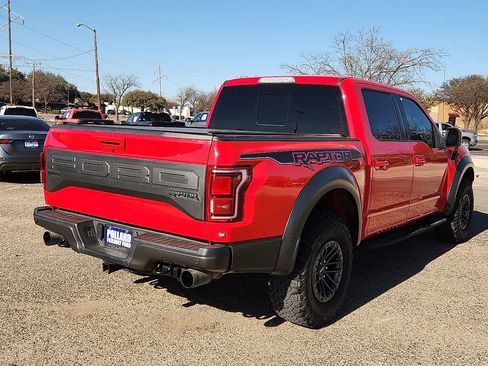 Used 2019 Ford F150 Raptor w/ Equipment Group 802A Luxury image 3