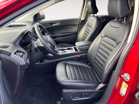 Used 2022 Ford Edge SEL w/ Convenience Package image 16