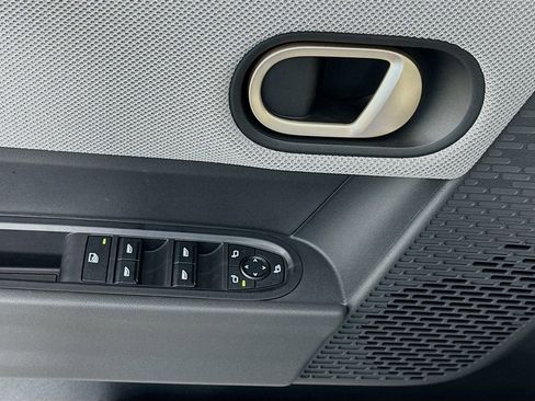 Certified 2025 MINI Cooper S image 19