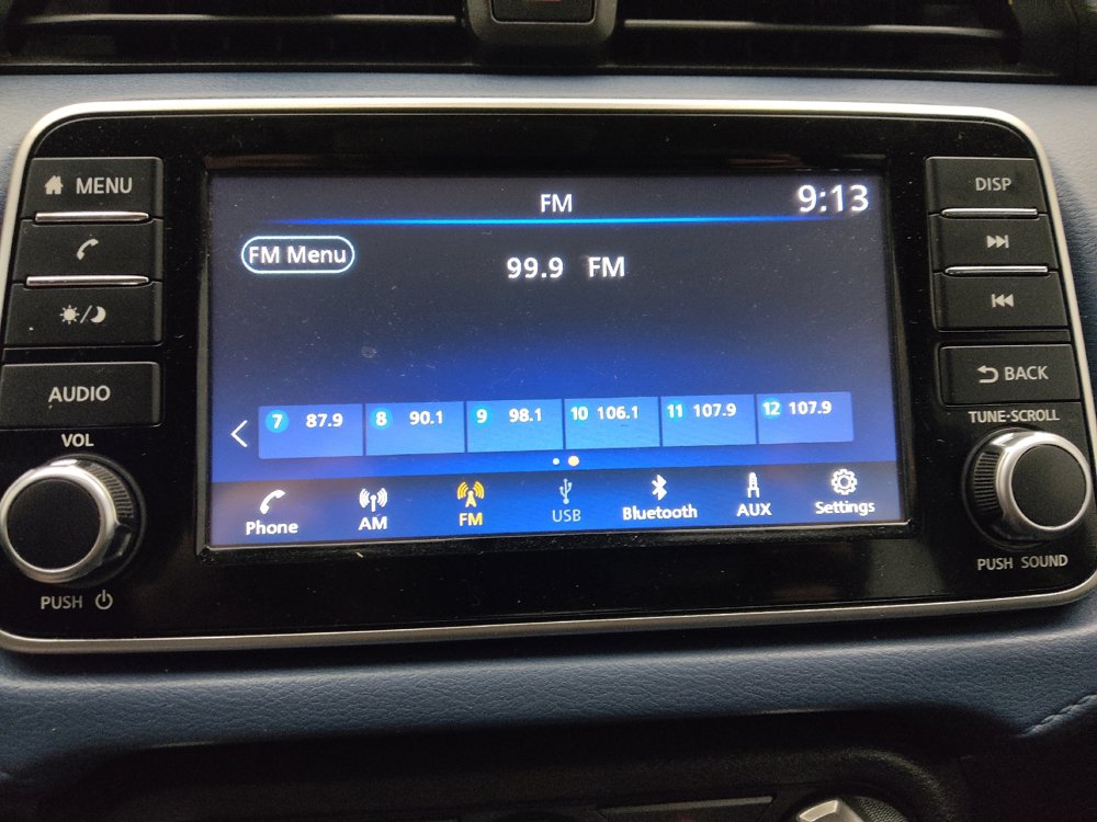 Used 2025 Nissan Versa SV w/ Trunk Package FWD image 25