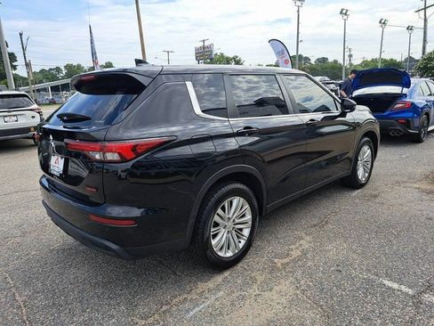 Used 2024 Mitsubishi Outlander ES AWD/4WD image 6