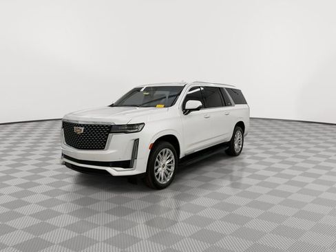 Used 2024 Cadillac Escalade ESV Premium Luxury w/ LPO, Floor Liner Package AWD/4WD image 4