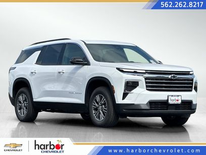 New 2025 Chevrolet Traverse LT w/ Driver Confidence Package