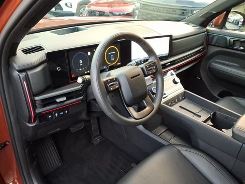 Used 2024 Hyundai Santa Fe Calligraphy AWD/4WD image 15