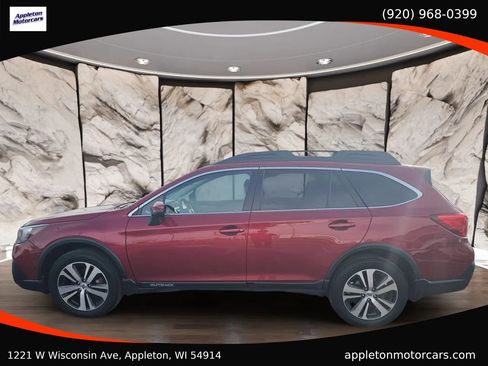 Used 2018 Subaru Outback 2.5i Limited image 10