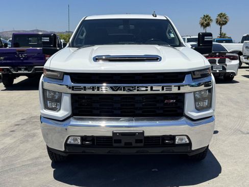 Used 2023 Chevrolet Silverado 2500 LT w/ Convenience Package AWD/4WD image 2