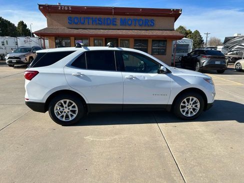 Used 2018 Chevrolet Equinox LT image 8