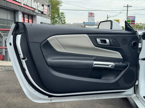 Used 2024 Ford Mustang Premium RWD image 33