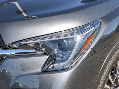 Used 2023 Subaru Ascent Touring image 10