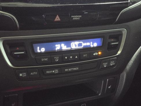 Used 2023 Honda Passport TrailSport image 20