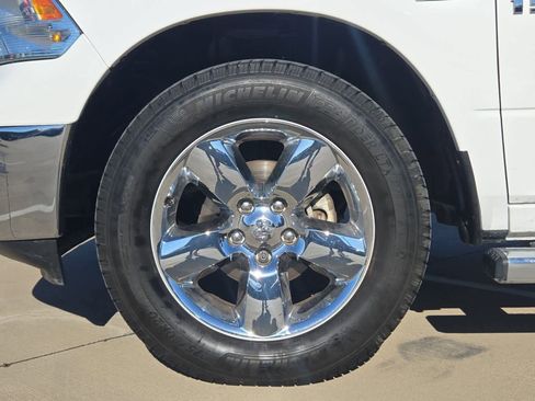 Used 2015 RAM 1500 Lone Star image 13