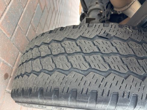 Used 2023 Chevrolet Silverado 2500 LTZ w/ LTZ Convenience Package image 12