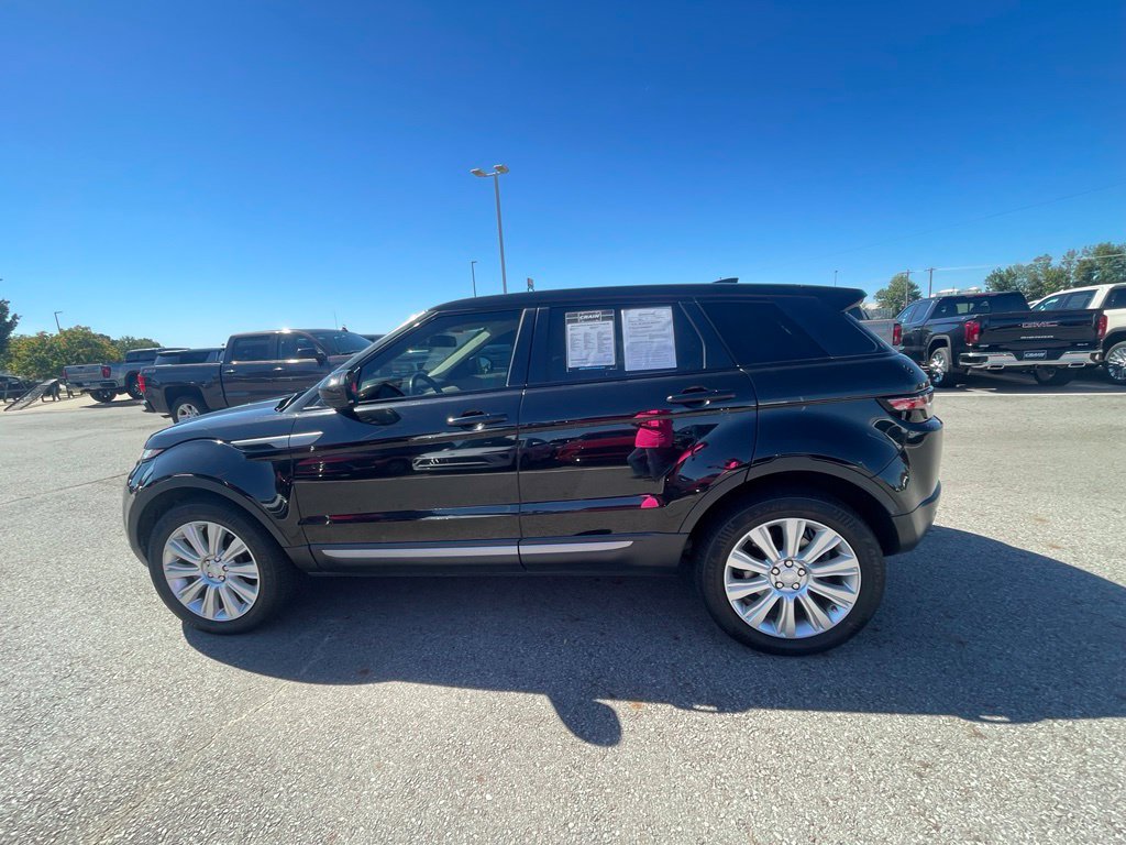 Used 2018 Land Rover Range Rover Evoque SE AWD/4WD image 10