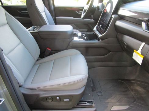New 2026 GMC Yukon XL Elevation w/ Elevation Premium Package AWD/4WD image 49