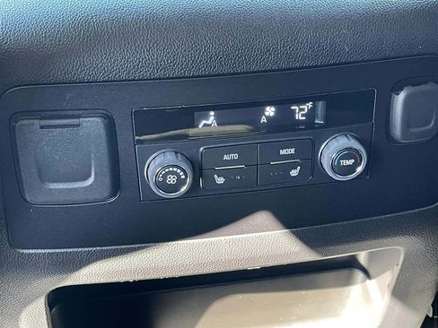 Used 2017 Chevrolet Tahoe Premier AWD/4WD image 22