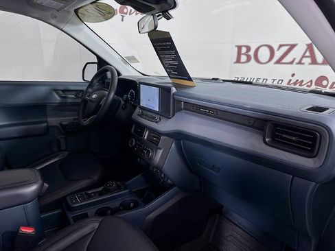 Certified 2024 Ford Maverick Lariat w/ Black Appearance Package image 33