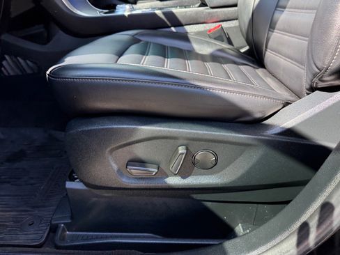 Used 2020 Ford Edge SEL image 15