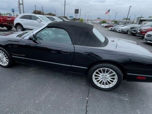 Used 2004 Ford Thunderbird image 7