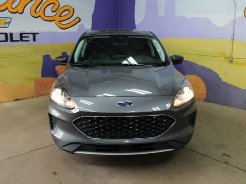 Used 2022 Ford Escape SE AWD/4WD image 3