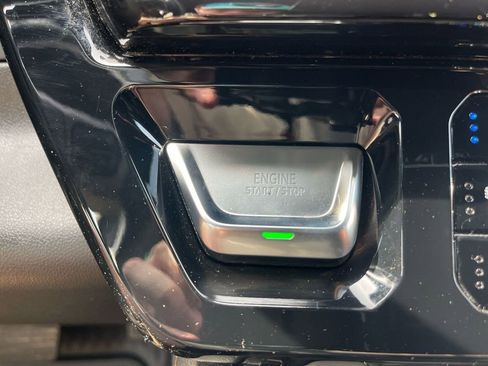 Used 2024 GMC Sierra 2500 AT4 w/ AT4 Premium Plus Package image 25