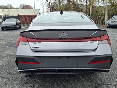 Certified 2025 Hyundai Elantra Sport image 5