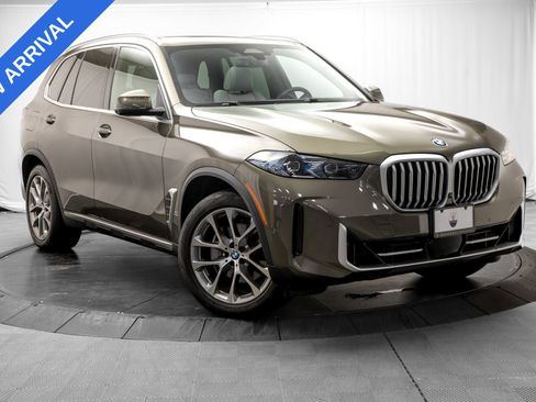 Used 2024 BMW X5 xDrive40i w/ Premium Package AWD/4WD image 1