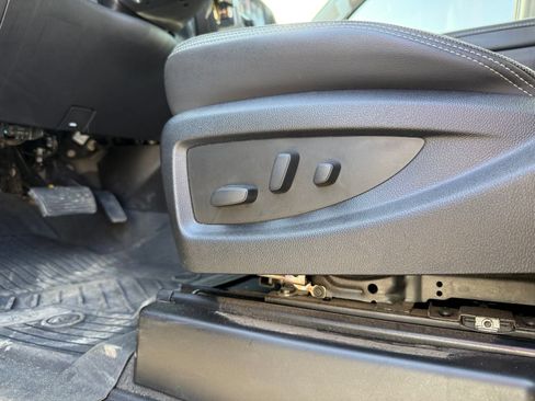 Used 2019 GMC Sierra 3500 Denali AWD/4WD image 22