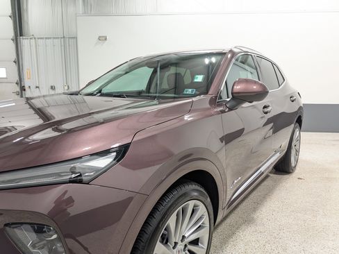 Used 2024 Buick Envision Avenir image 7