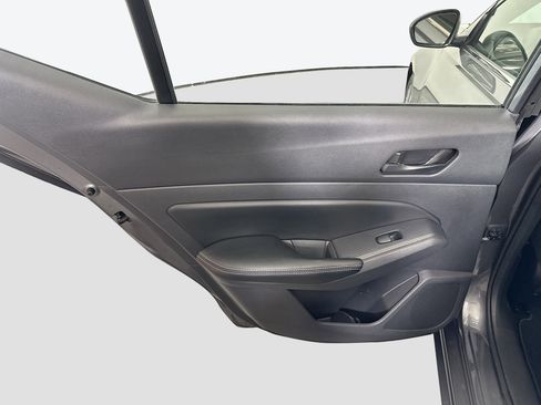 Used 2025 Nissan Altima 2.5 SV FWD image 25