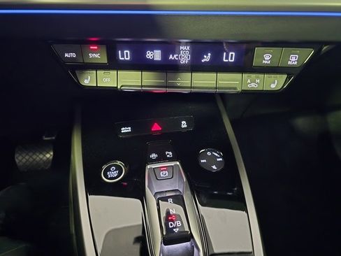 Used 2023 Audi Q4 e-tron Prestige w/ 20" Wheel Package image 18