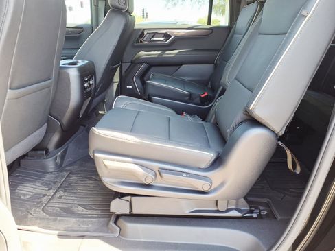 Certified 2026 GMC Yukon XL Elevation AWD/4WD image 16