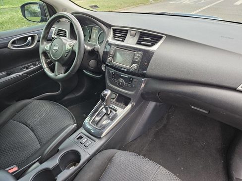 Used 2018 Nissan Sentra SR image 15